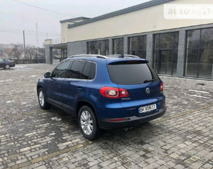 Volkswagen Tiguan 2009 года - Фото 4 авто