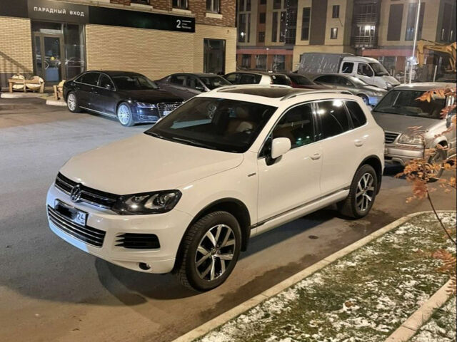 Volkswagen Touareg 2013 года