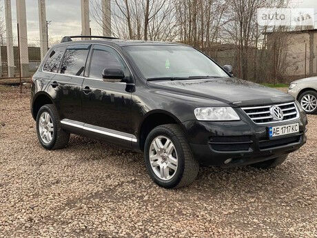 Volkswagen Touareg 2004 року