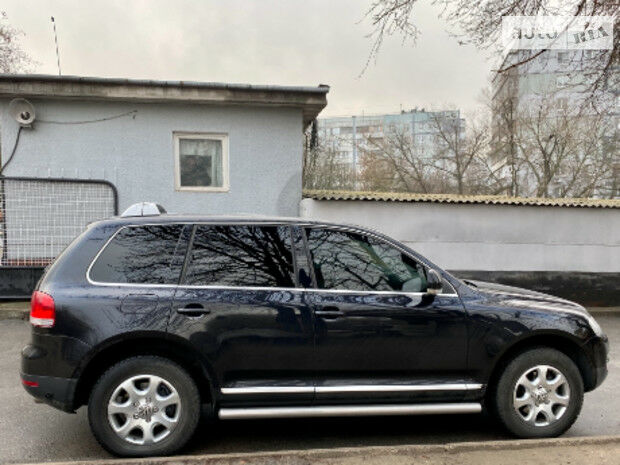 Volkswagen Touareg 2005 року