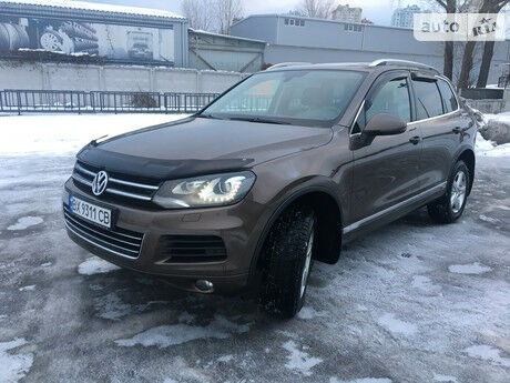 Volkswagen Touareg 2014 року