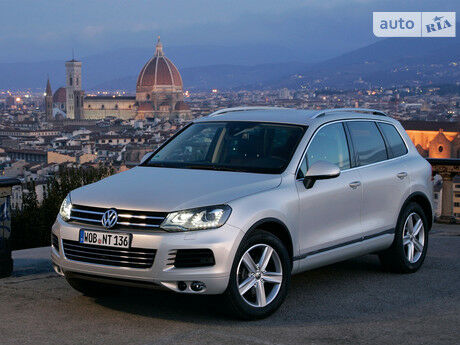 Volkswagen Touareg 2014 року