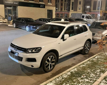 Volkswagen Touareg 2013 года - Фото 4 авто