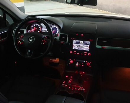 Volkswagen Touareg 2012 року - Фото 3 автомобіля
