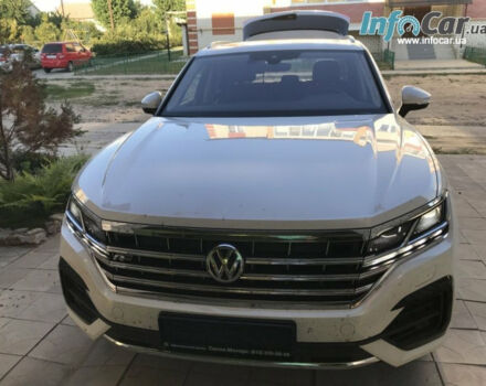 Volkswagen Touareg 2018 года