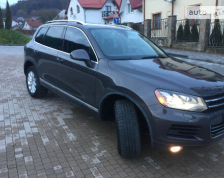 Volkswagen Touareg 2011 года