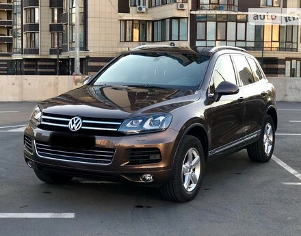 Volkswagen Touareg 2013 року