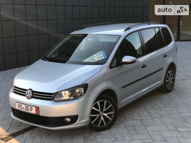 Volkswagen Touran 2013 року