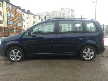 Volkswagen Touran 2005 року