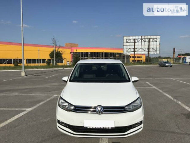 Volkswagen Touran 2016 года