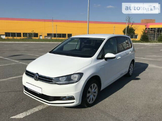 Volkswagen Touran 2016 року