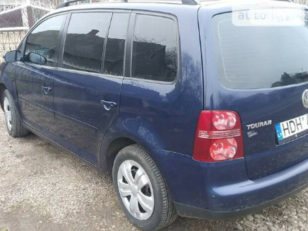 Volkswagen Touran 2004 року