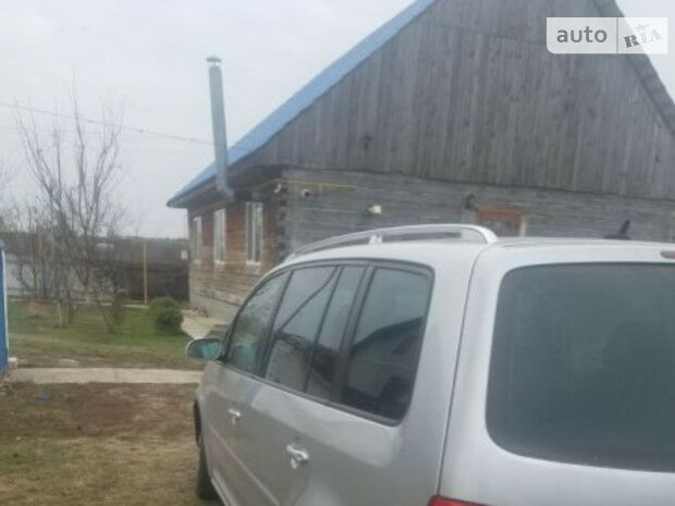 Volkswagen Touran 2005 року