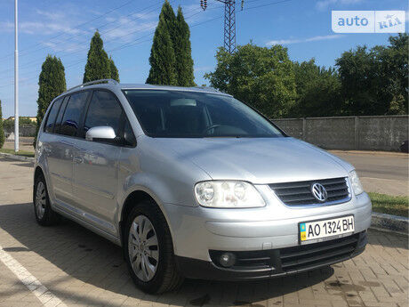 Volkswagen Touran 2005 року