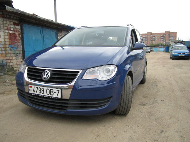 Volkswagen Touran 2007 року