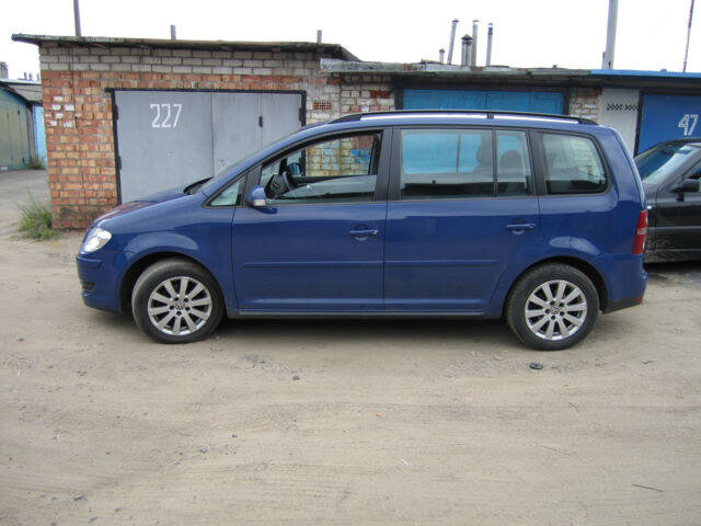 Volkswagen Touran 2007 року