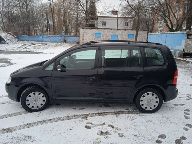 Volkswagen Touran 2004 року