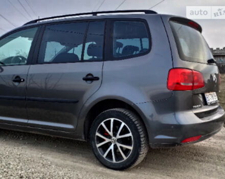 Volkswagen Touran 2011 года - Фото 3 авто