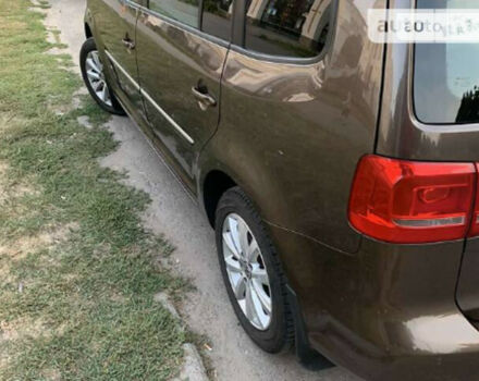 Volkswagen Touran 2011 года - Фото 3 авто