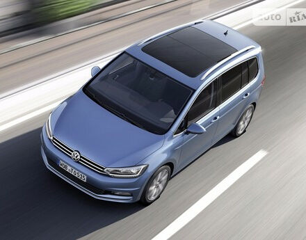 Volkswagen Touran 2012 года