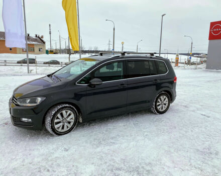 Volkswagen Touran 2016 року