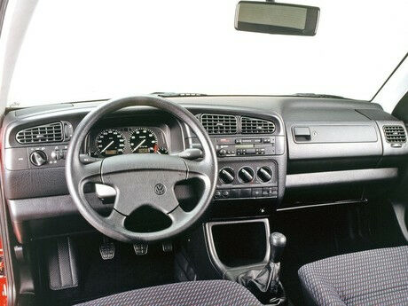 Фольксваген Венто 1992 года Volkswagen Vento 1992 года