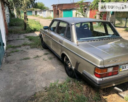 Volvo 240 1986 року - Фото 2 автомобіля