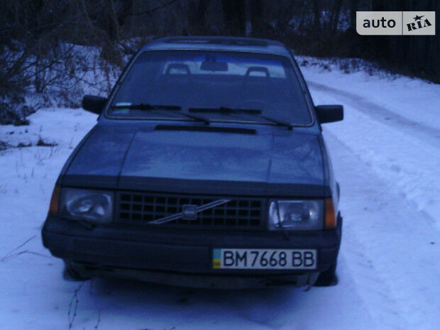 Volvo 340 1986 року