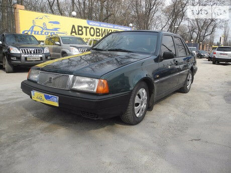 Volvo 460 1995 года