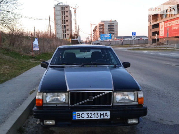 Volvo 740 1987 року