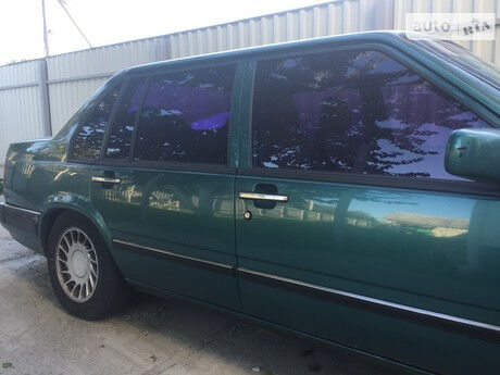 Вольво 960 1994 року Volvo 960 1994 року