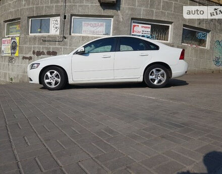 Volvo S40 2012 року