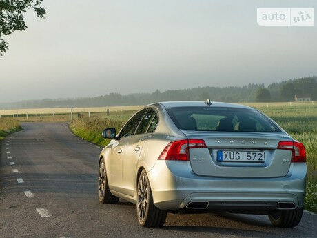 Вольво С60 2006 року Volvo S60 2006 року