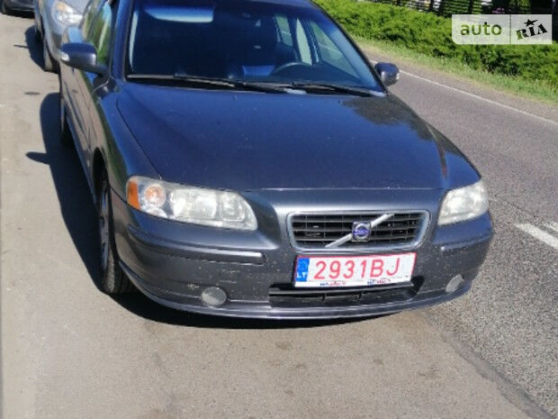 Volvo S60 2009 года