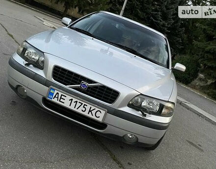 Volvo S60 2004 року