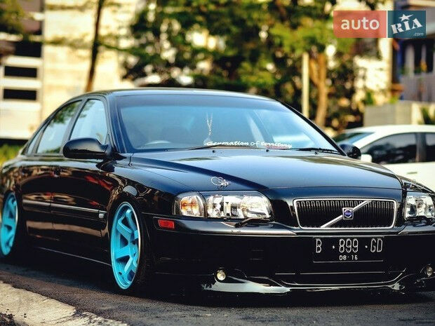 Вольво С80 2000 года Volvo S80 2000 года