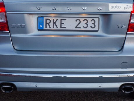 Volvo S80 2001 года