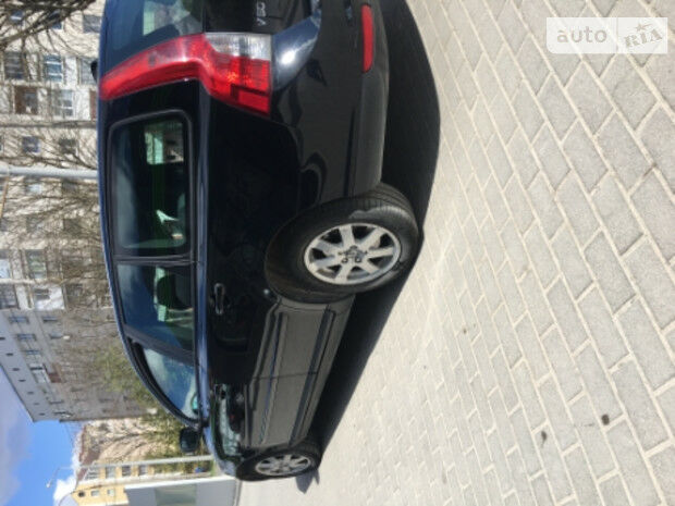 Volvo V50 2009 года