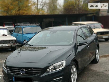 Вольво B60 2014 года Volvo V60 2014 года