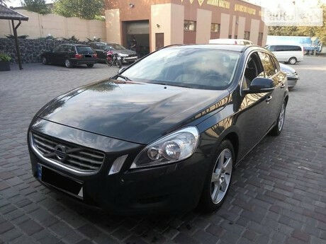 Вольво B60 2012 года Volvo V60 2012 года