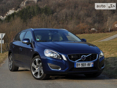 Volvo V60 2013 року