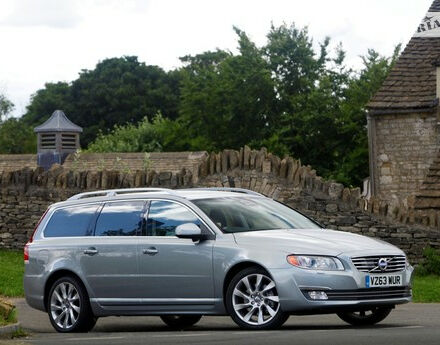 Volvo V70 2008 року