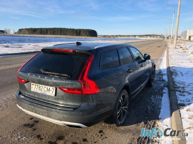 Volvo V90 2019 года