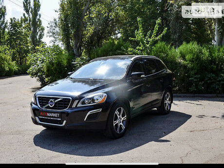 Вольво ХС60 2013 года Volvo XC60 2013 года
