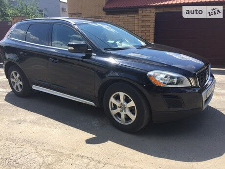 Volvo XC60 2013 року