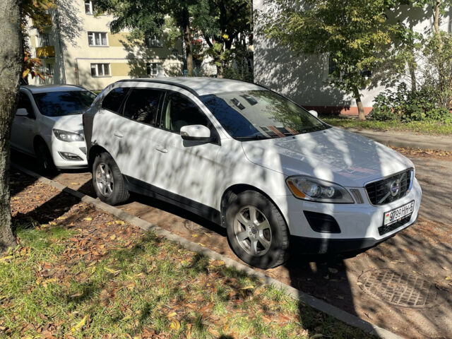 Volvo XC60 2011 года