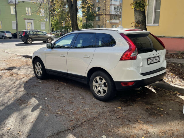 Volvo XC60 2011 року