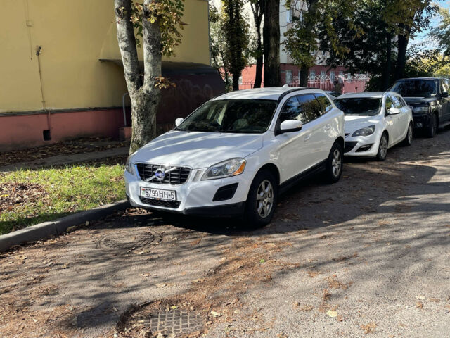 Volvo XC60 2011 года