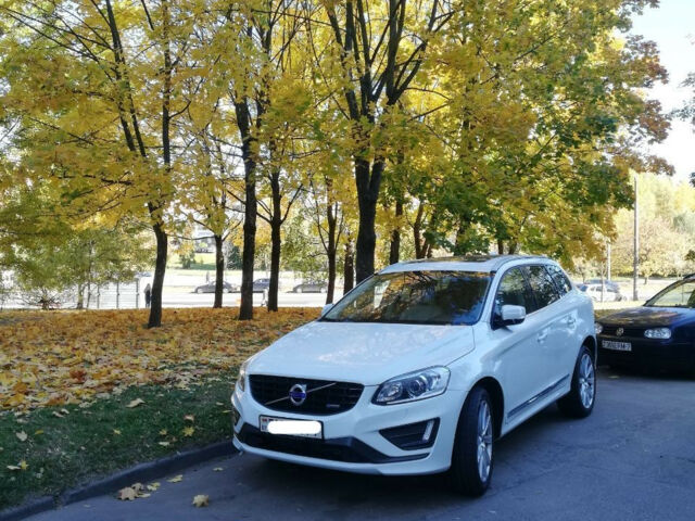 Volvo XC60 2017 року