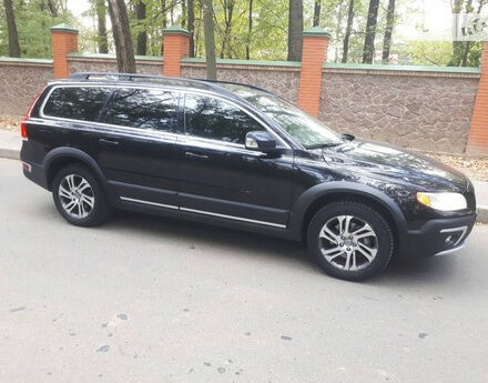 Фото на отзыв с оценкой 5 о Volvo XC70 2012 году выпуска от автора "Александр" с текстом: Машина высшая.И расход и комфорт и просвет и проходимость и для аллергиков качество материала в с...